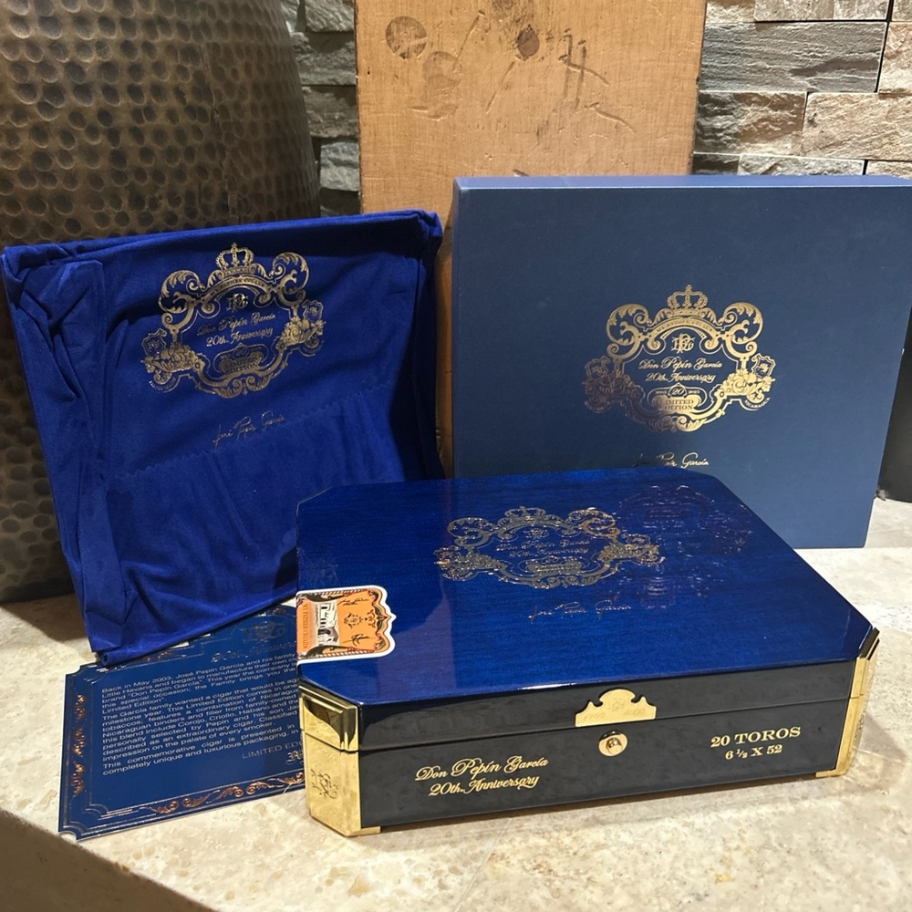 SOLD- DON PEPIN GARCIA-20th ANNIVERSARY EMPTY HUMIDOR  Cigar Box